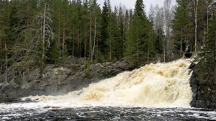 Путешествие в край тысячи озер и рек - туры по Карелии