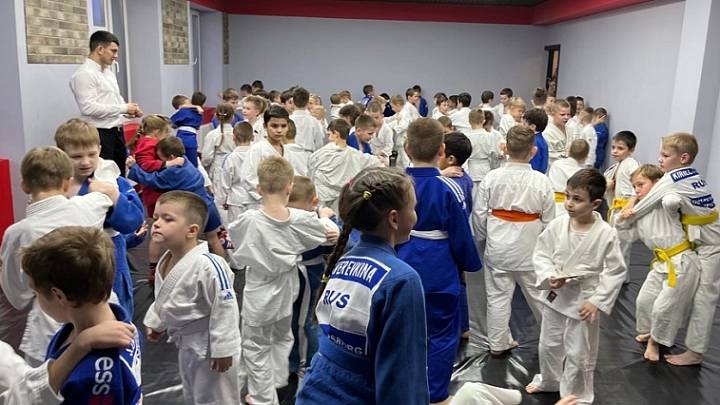 Занятия в спортивном клубе Питера для детей и взрослых