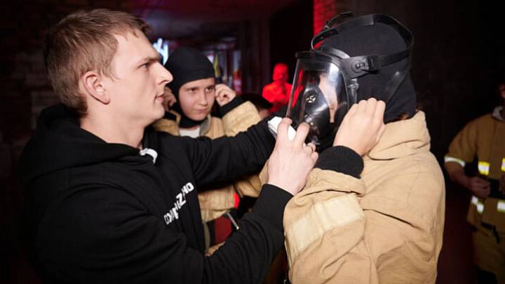 Экшн квест в стиле пожарных