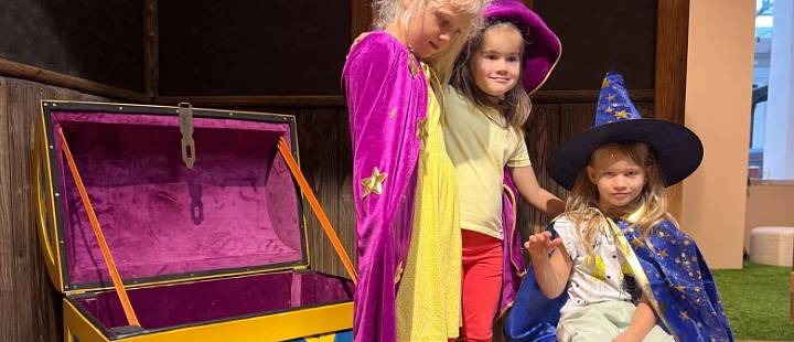 Парк развлечений - подарок для самых веселых и любознательных!